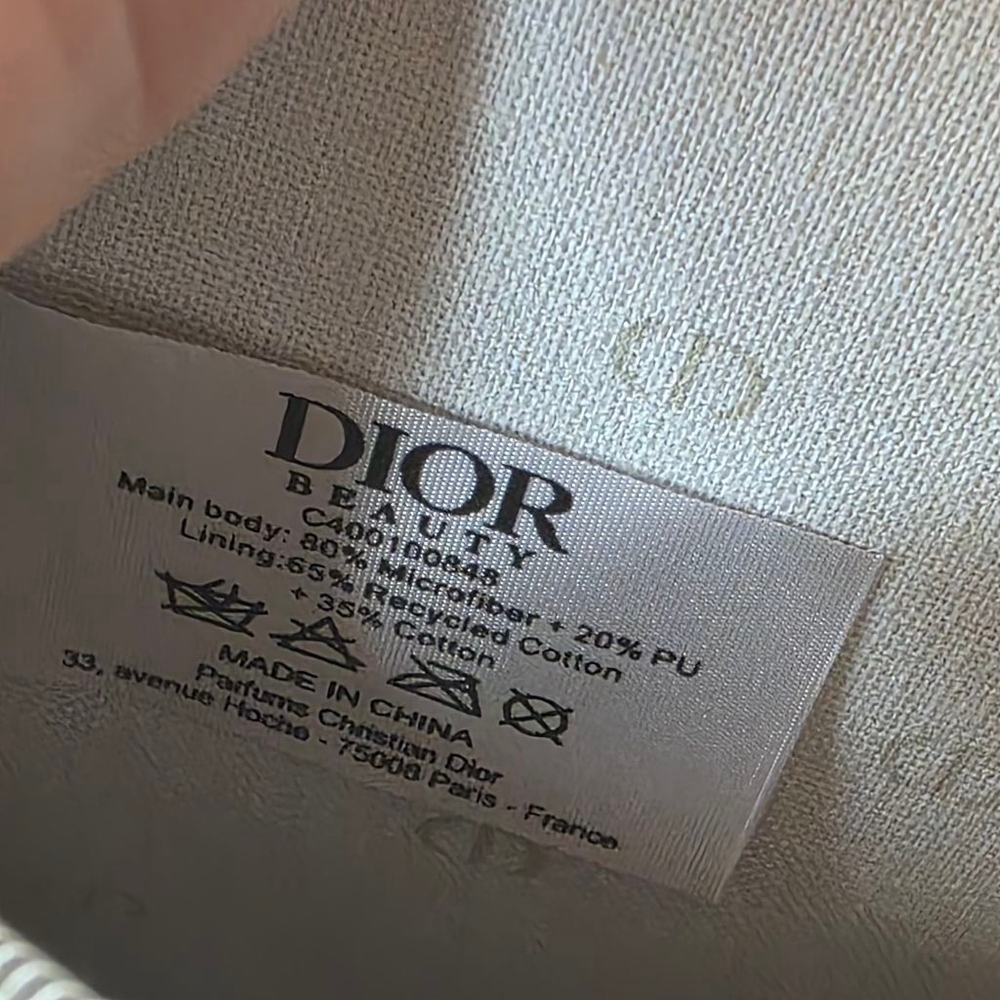 Dior Beauty Case Silver Makeup Bag - Picture 6 of 7